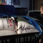 Kelompok Petani Hentikan Mobil Pikap Bawa Pupuk Subsidi di Sukolilo Tuban, Ini Sebabnya