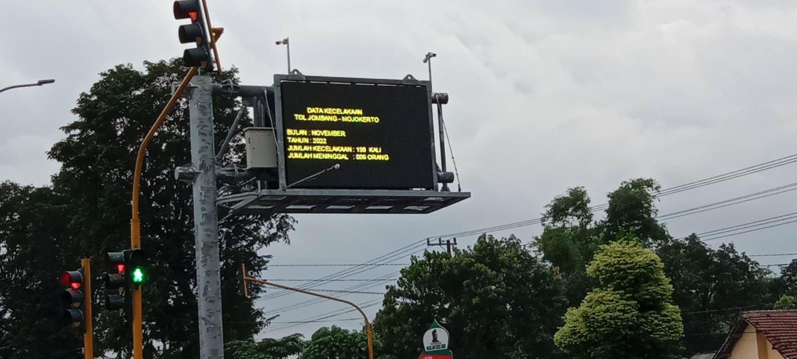 Hati-Hati Lewat Jalan Tol Jombang-Mojokerto, Sebulan 198 Kali Kecelakaan, 6 Orang Tewas