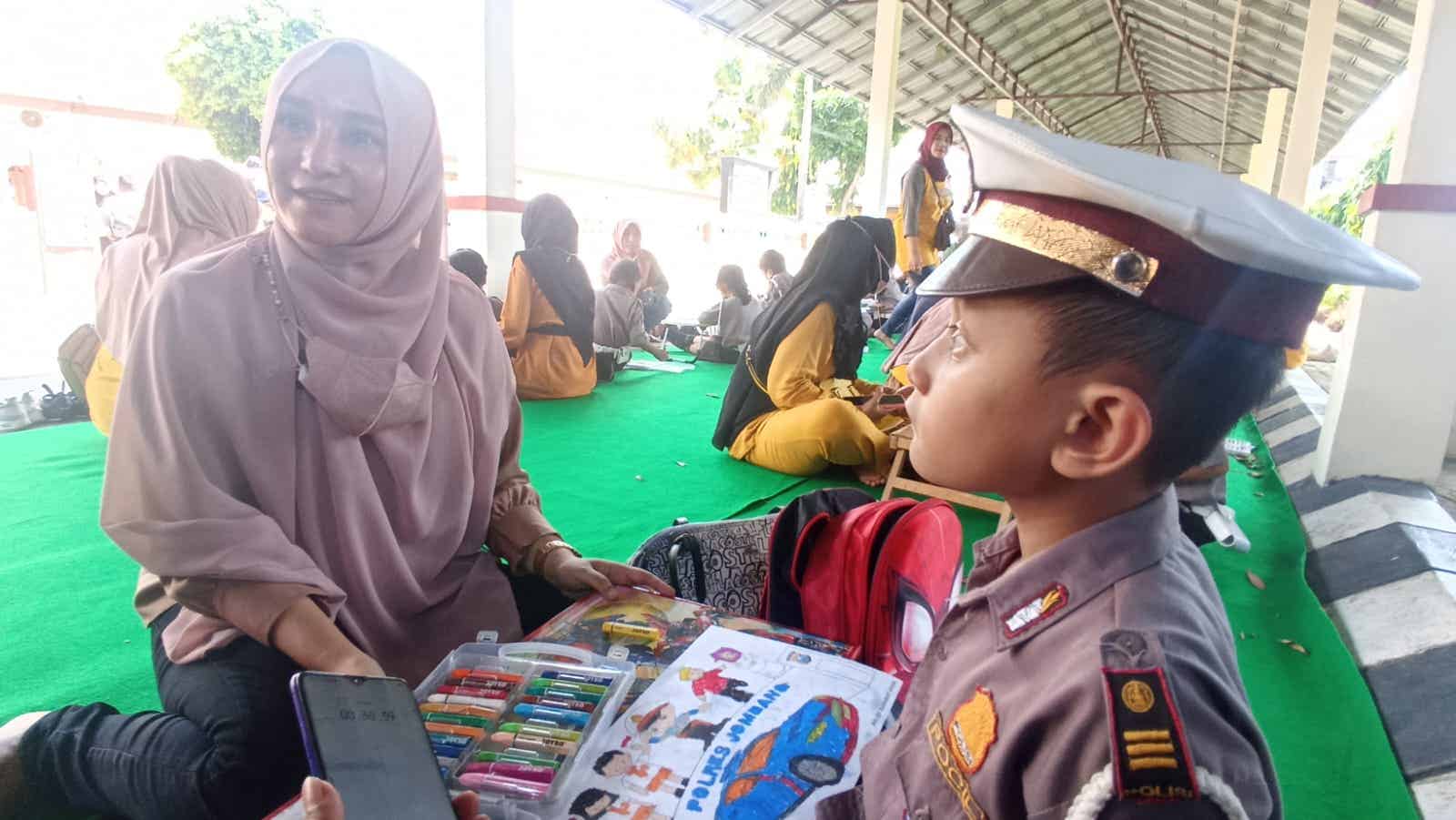 Ratusan Anak TK Datangi Polres Jombang Jatim, Ini yang Dilakukan
