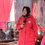 Di Jombang, Risma Cerita Bermodal Sapu Untuk Menangkan Eri Cahyadi Jadi Walkot Surabaya