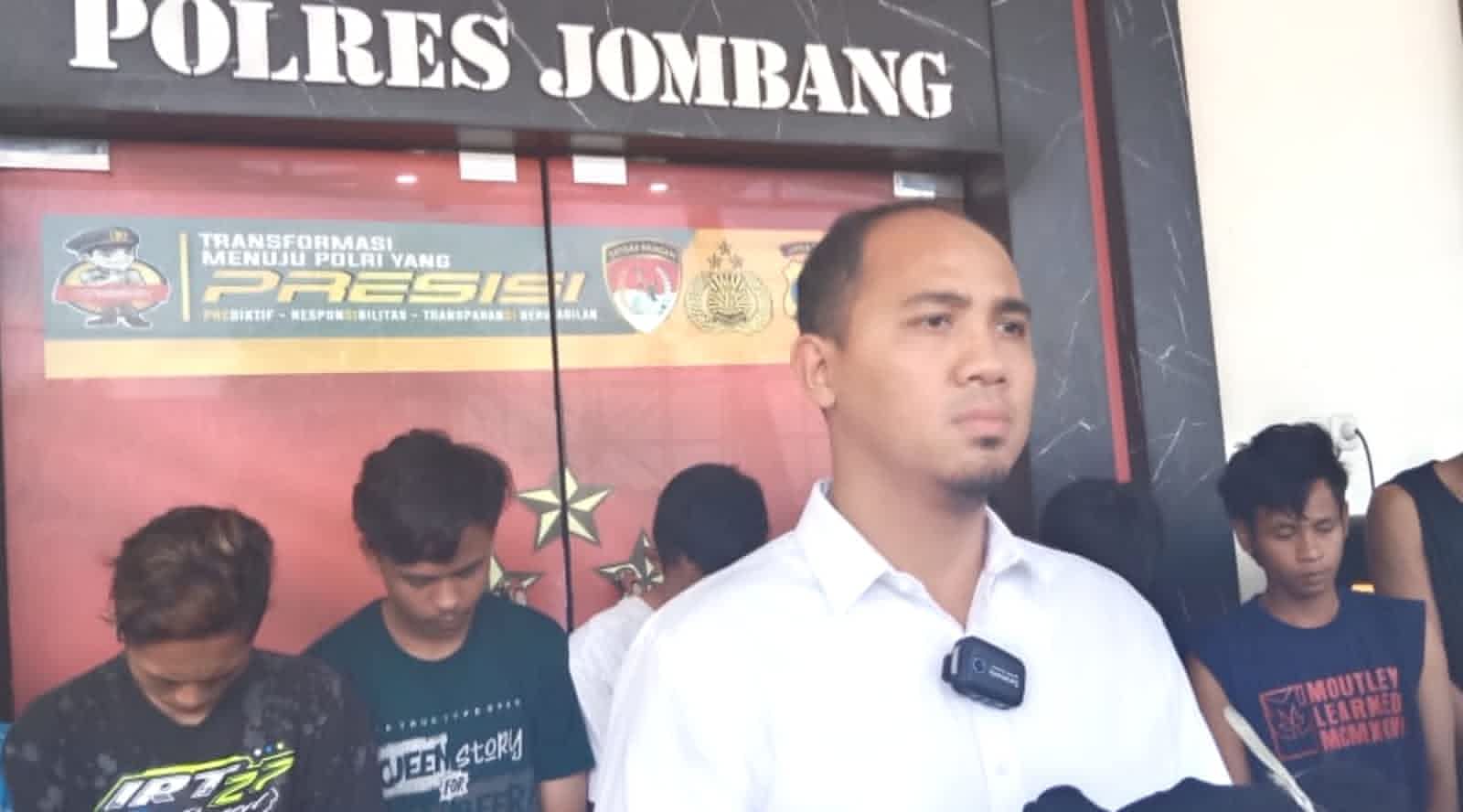 13 Oknum Pendekar Bikin Onar dan Perusakan di Jombang Dibekuk Polisi, 5 Orang Tersangka