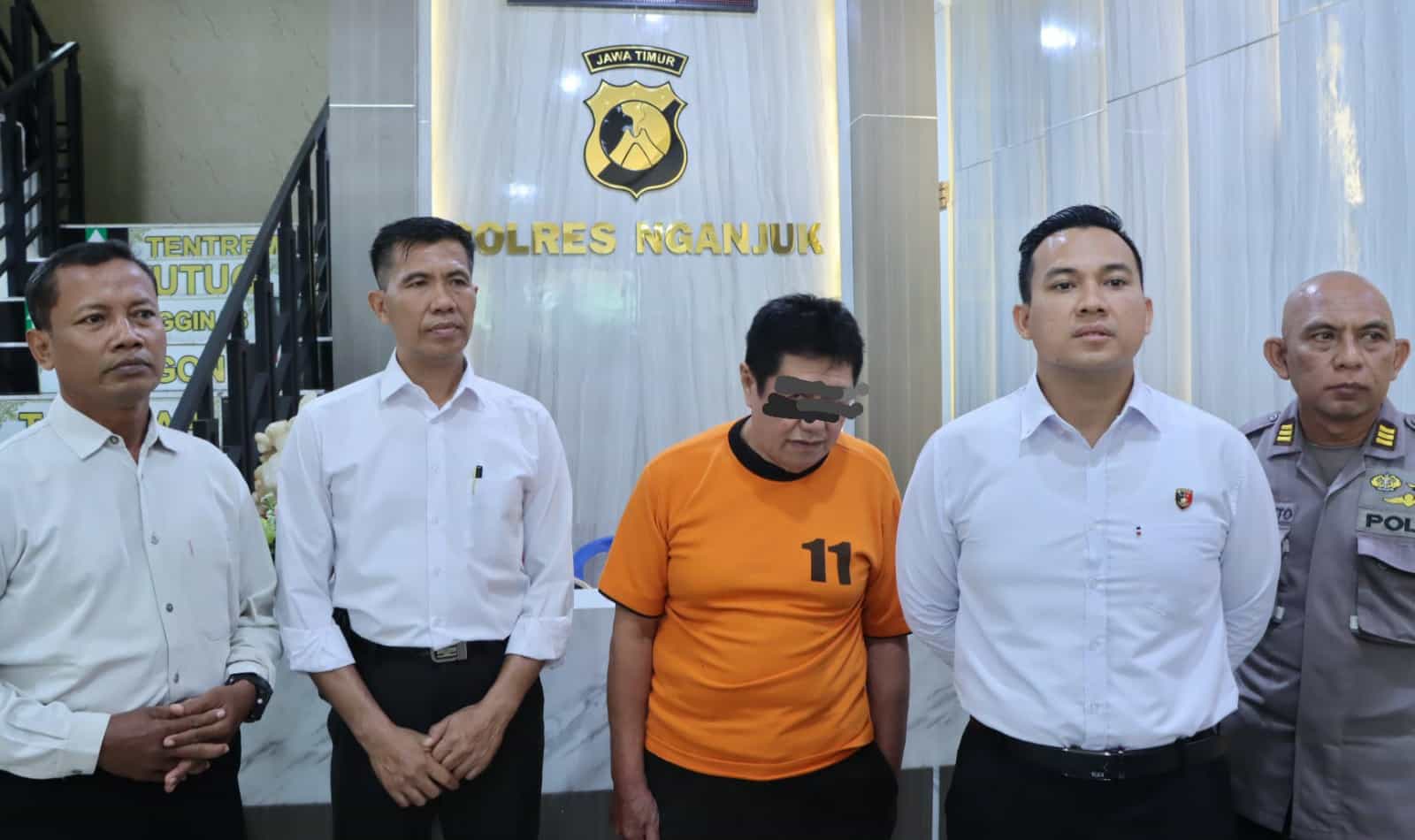 Pulang Cari Pekerjaan, Kakek Asal Nganjuk Ini Curi Ponsel di Konter, Lihat Tuh Tampangnya