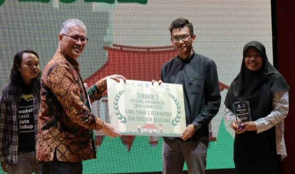 Film Dokumenter Kearifan Lokal Kampoeng Thengul di Bojonegoro Juara 3 FDBL 2022