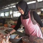 Jelang Ramadan 2023, Harga Daging Ayam di Jombang Mulai Naik