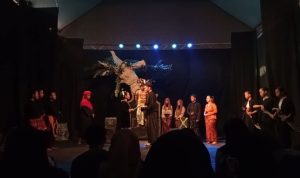 Teater Socatirta SMKN Mojoagung Jombang Sukses Suguhkan Pementasan Maja
