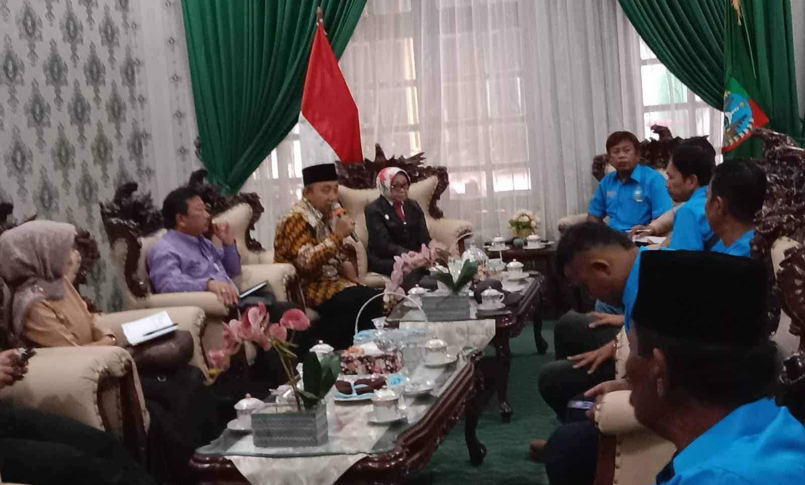 PKL Liar Menjamur, Pemkab Jombang Diminta Atur Ulang Perda