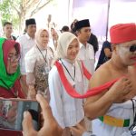 Cak Besut Sambut Pendaftaran Bacaleg Gerindra Jombang di Kantor KPU