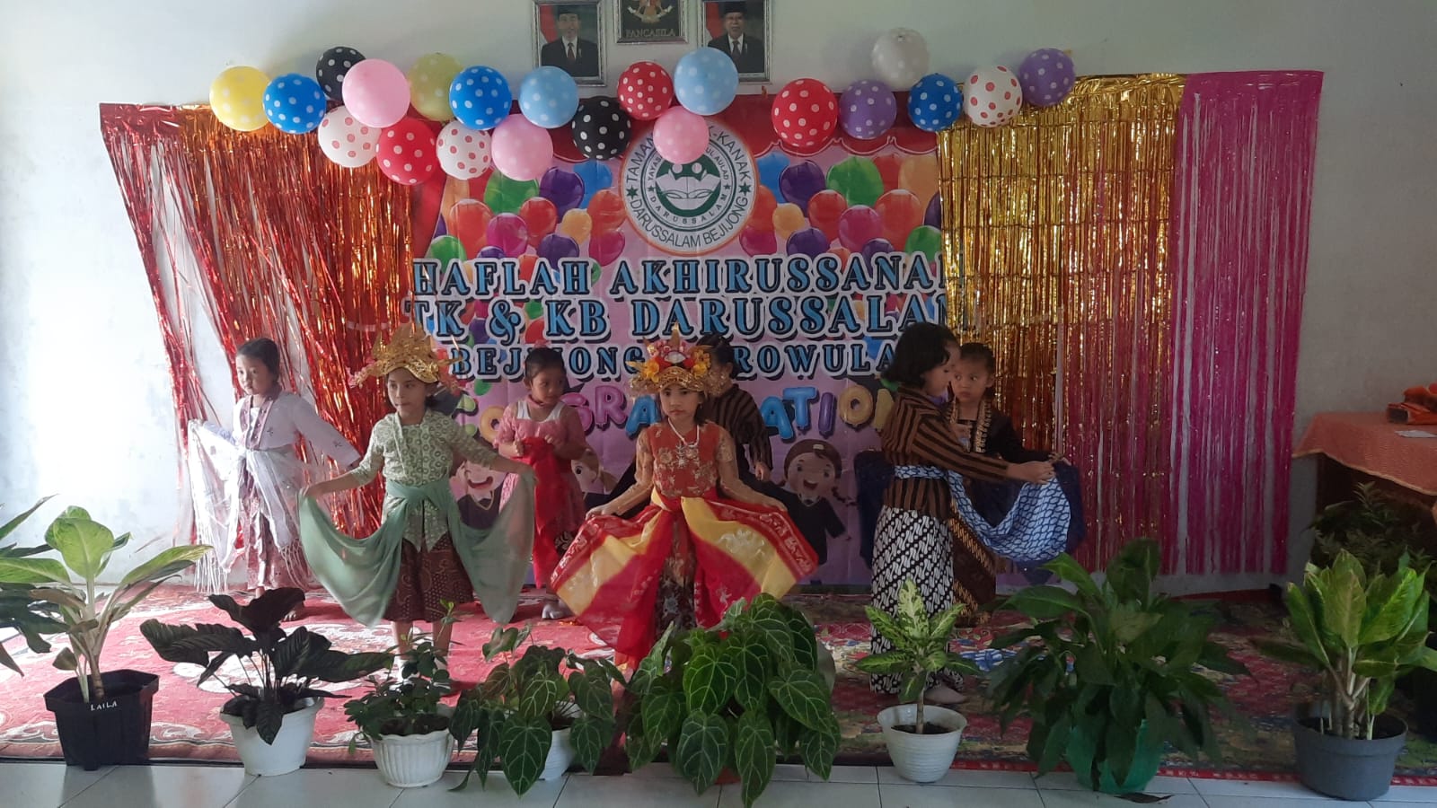 TK & KB Darussalam di Desa Bejijong Mojokerto Wisuda Murid, Yuk Lihat Foto Anak-anak Ini