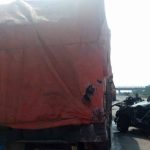 Innova Hantam Truk di Tol Jombang, Mobil Ringsek, 2 Orang Luka Berat