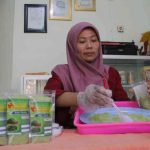 Musim Haji, Pesanan Minuman Herbal Daun Kelor di Jombang Meningkat