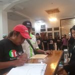 Bukan Demo, Puluhan Orang Geruduk Kantor DPRD Jombang untuk Lakukan Hal Ini