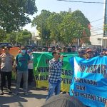 Demo Penangguhan Penahanan Tersangka Kasus Pupuk Subsidi di Jombang Tidak Dikabulkan