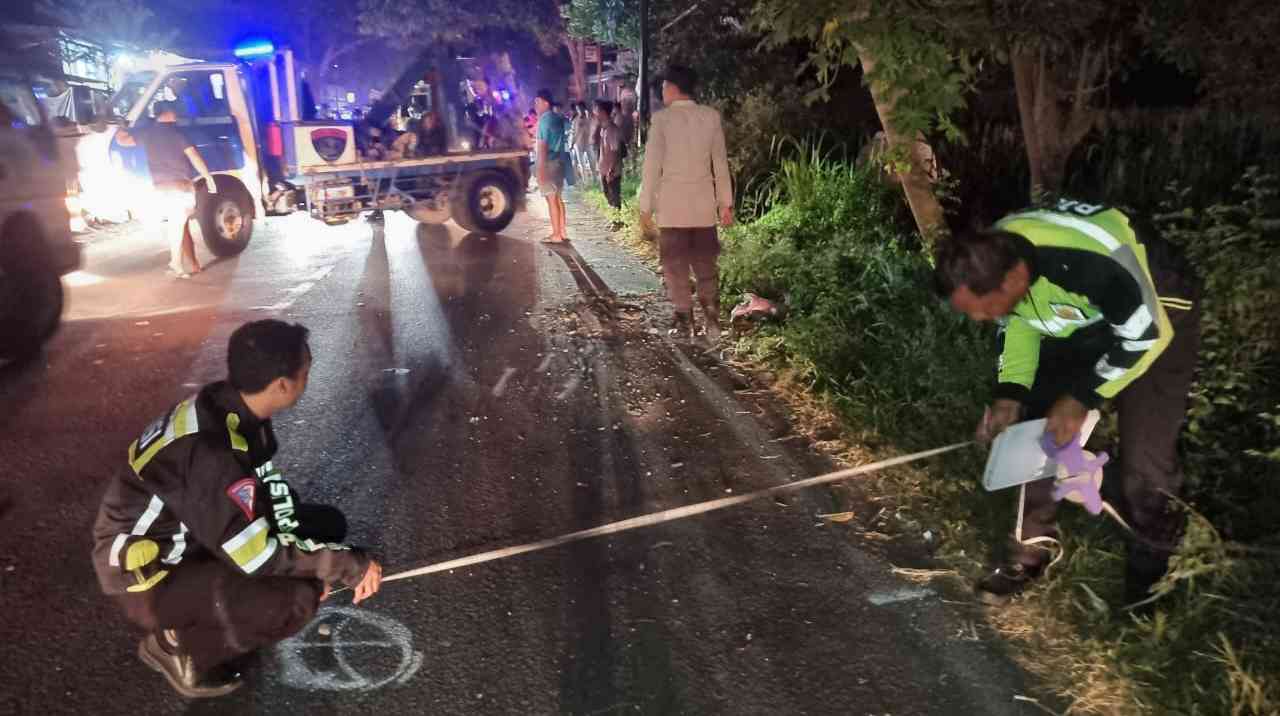 Dua Pengendara Motor Matik Ditabrak Truk Tangki di Jombang, 1 Orang Meninggal Dunia