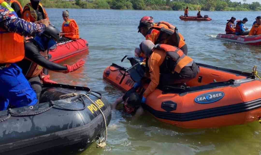 Tiga Remaja Korban Perahu Tenggelam di Bengawan Solo Lamongan Ditemukan Tewas