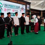 Mundjidah Wahab Mewisuda 1.166 Hafiz Quran 30 Juz di Pendopo Jombang