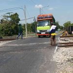 Jombang, Jurnal Jatim - Dinas perhubungan (Dishub) Jombang Jawa Timur prioritaskan pemasangan palang pintu perlintasan kereta api (KA) di lokasi kecelakaan maut mobil