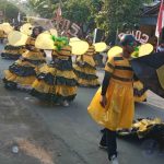 Busana dari Bahan Plastik Daur Ulang Bikin Unik Karnaval di Jombang