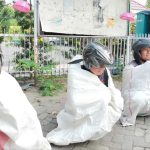 Lomba balap karung Momen Lucu Perlombaan Wartawan Jombang Meriahkan HUT Kemerdekaan RI, Lihat Nih