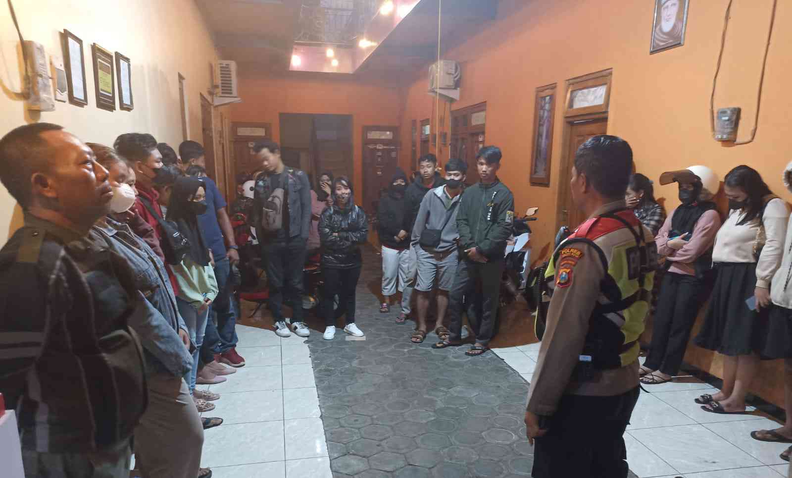 Homestay di Kota Kediri Dijadikan Tempat Maksiat, 9 Pasangan Mesum Terjaring