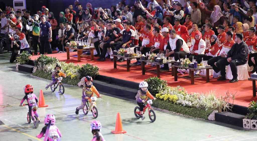 Haornas Jawa Timur 2023 di Kediri Bertabur Sport Show dan Penghargaan