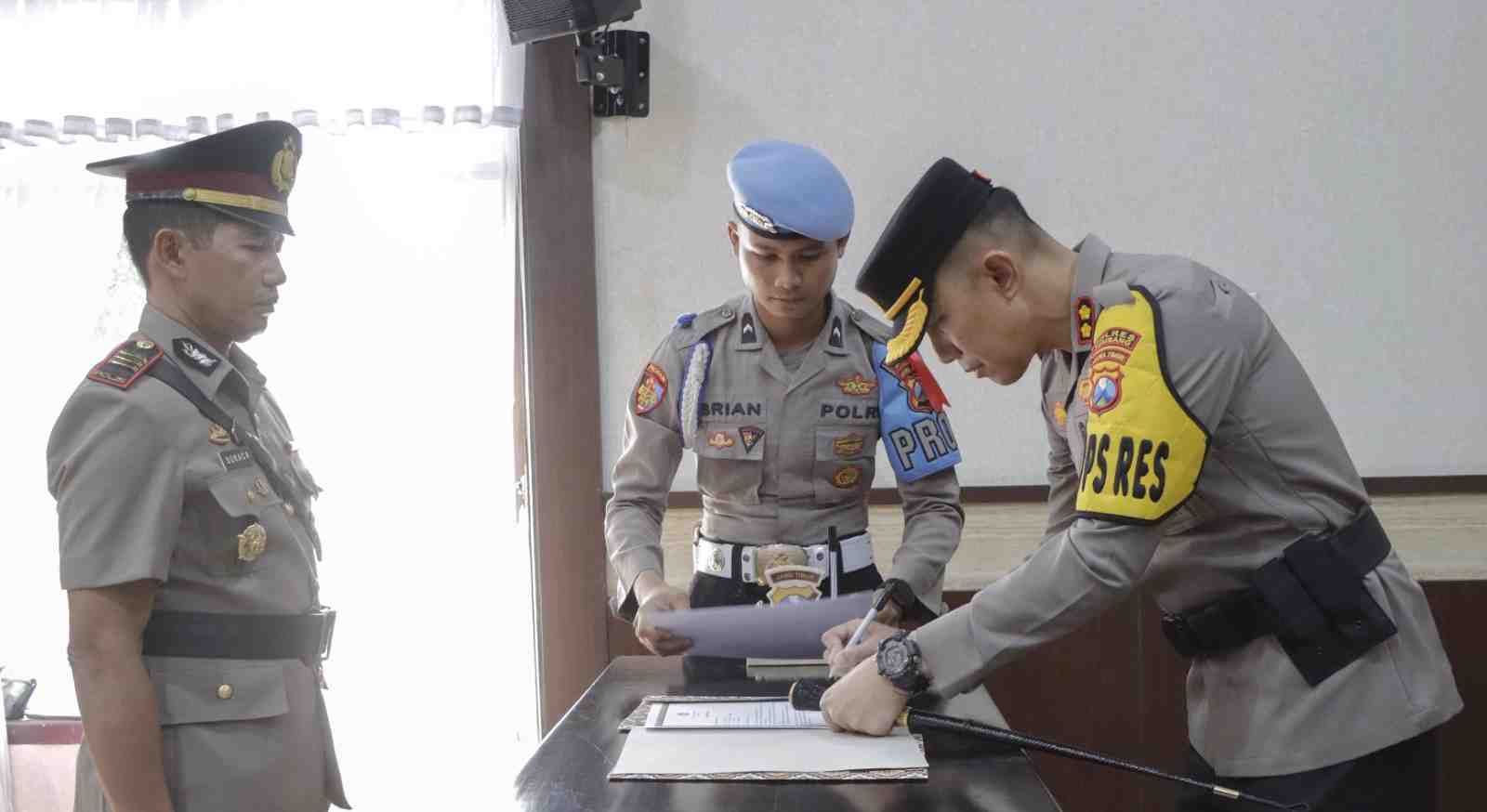 Resmi Diserahterimakan, Ini Dia Pejabat Baru di Polres Jombang