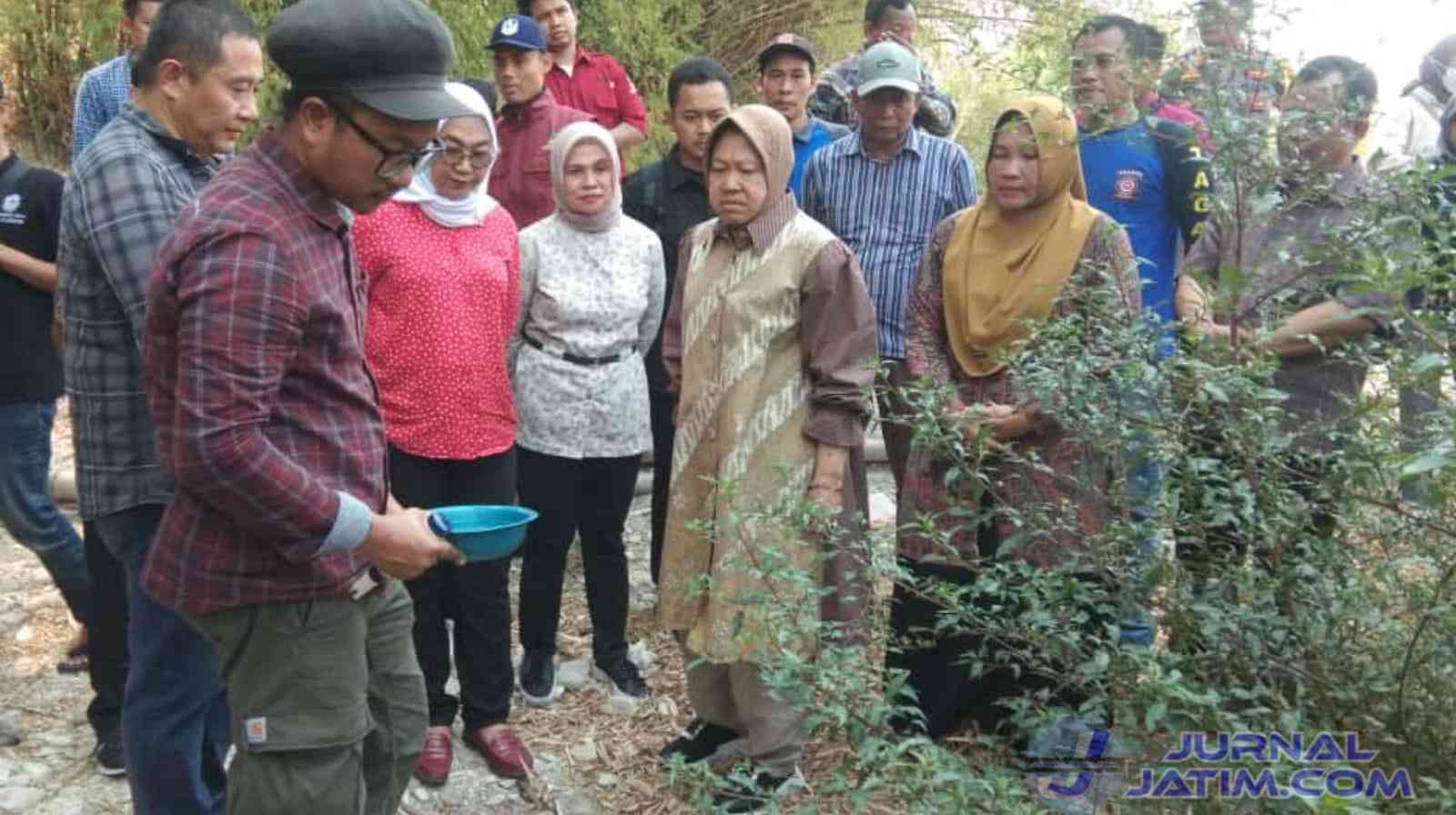 Mensos Risma Datangi Daerah Kekeringan di Jombang, Ini yang Akan Dilakukan