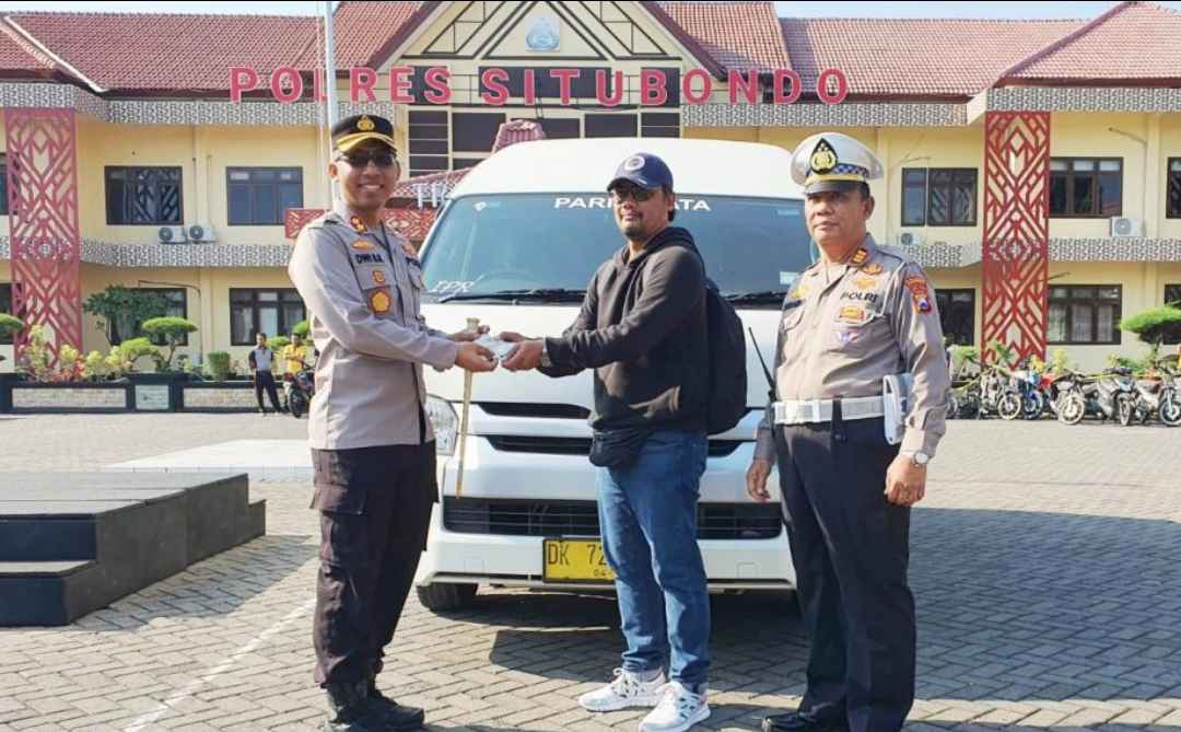 Polisi Situbondo Gagalkan Penggelapan Mobil Mini Bus Rental dari Bali