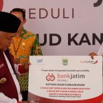 Bank Jatim Serahkan CSR Sepeda Ambulans ke RSUD Kanjuruhan Malang
