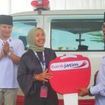 Bank Jatim Serahkan CSR Mobil Ambulans dan Launching KKPD pada Pemkab Trenggalek