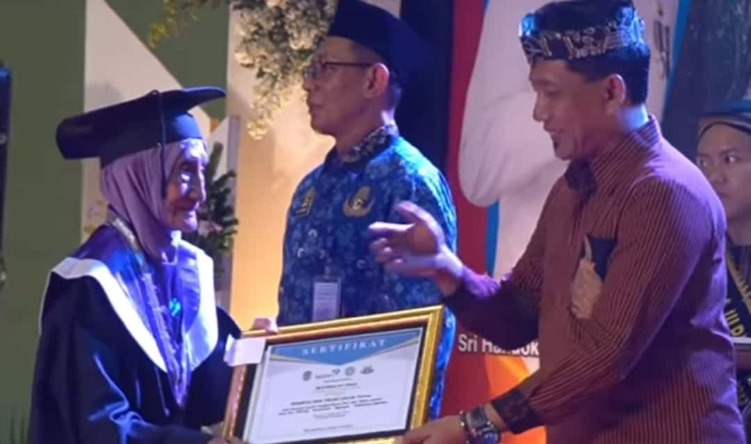 Sebanyak 998 Siswa SOTH dan Lansia Tangguh di Nganjuk Diwisuda