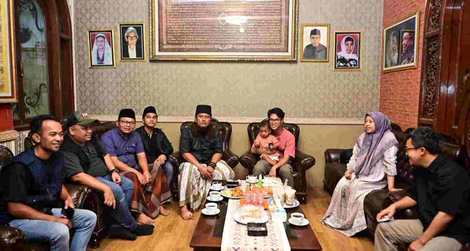 Usai Atikoh, Giliran Putranya Alam Ganjar Kunjungi Ponpes Al-Aziziyyah Jombang