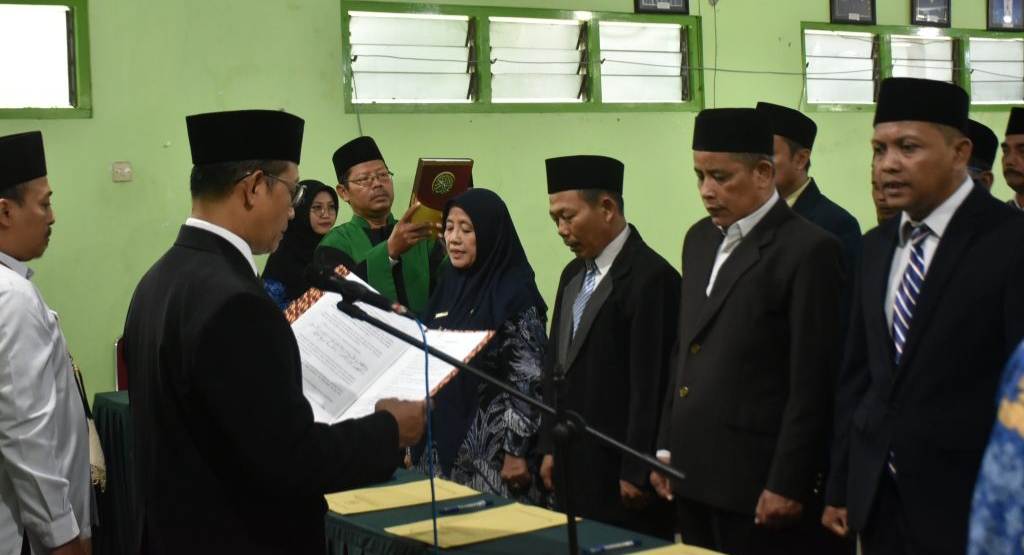 Sudah Dilantik, Berikut Ini 19 Dilantik Kepala Tata Usaha Madrasah di Jombang