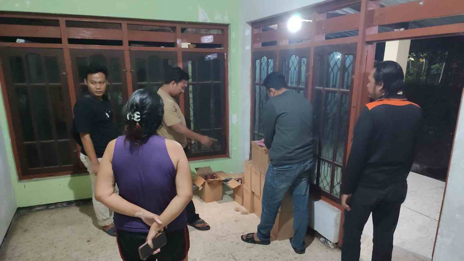 SPG Cantik Diduga Jual Miras di Jombang, Rumahnya Langsung Digerebek Polisi, Hasilnya