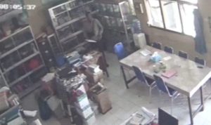 Sekolah di Jombang Kemalingan, Laptop dan Uang Disikat Pencuri