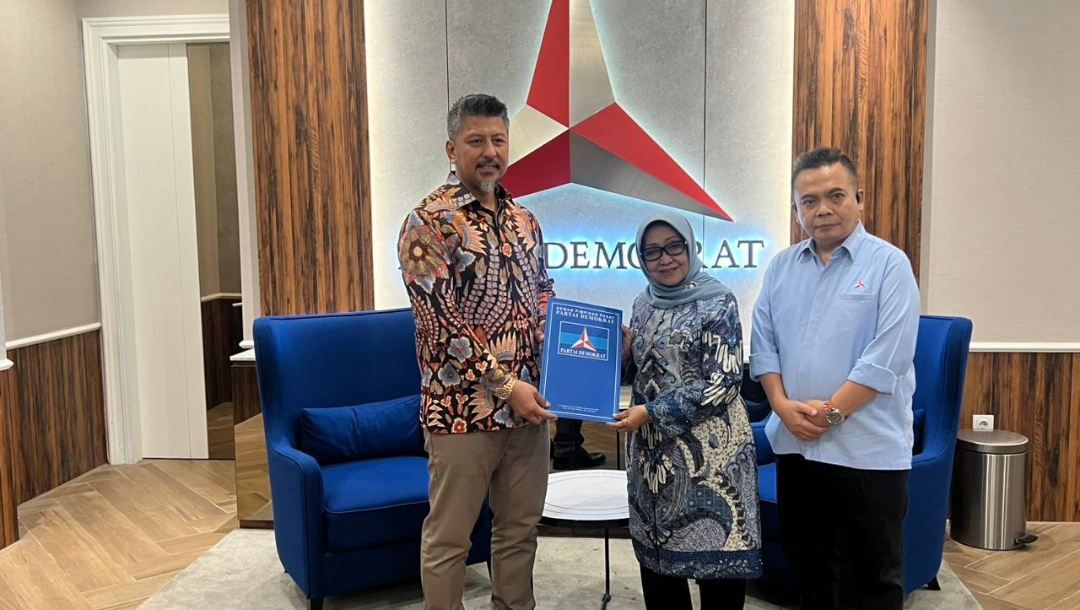 Pilkada Jombang 2024, Petahana Mundjidah Kantongi Surat Tugas dari Demokrat