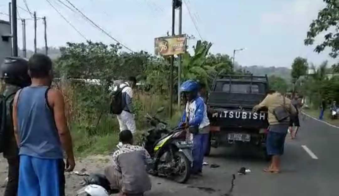 Truk vs Motor Beat Tabrakan di Jombang, Dua Pelajar Asal Lamongan Terkapar