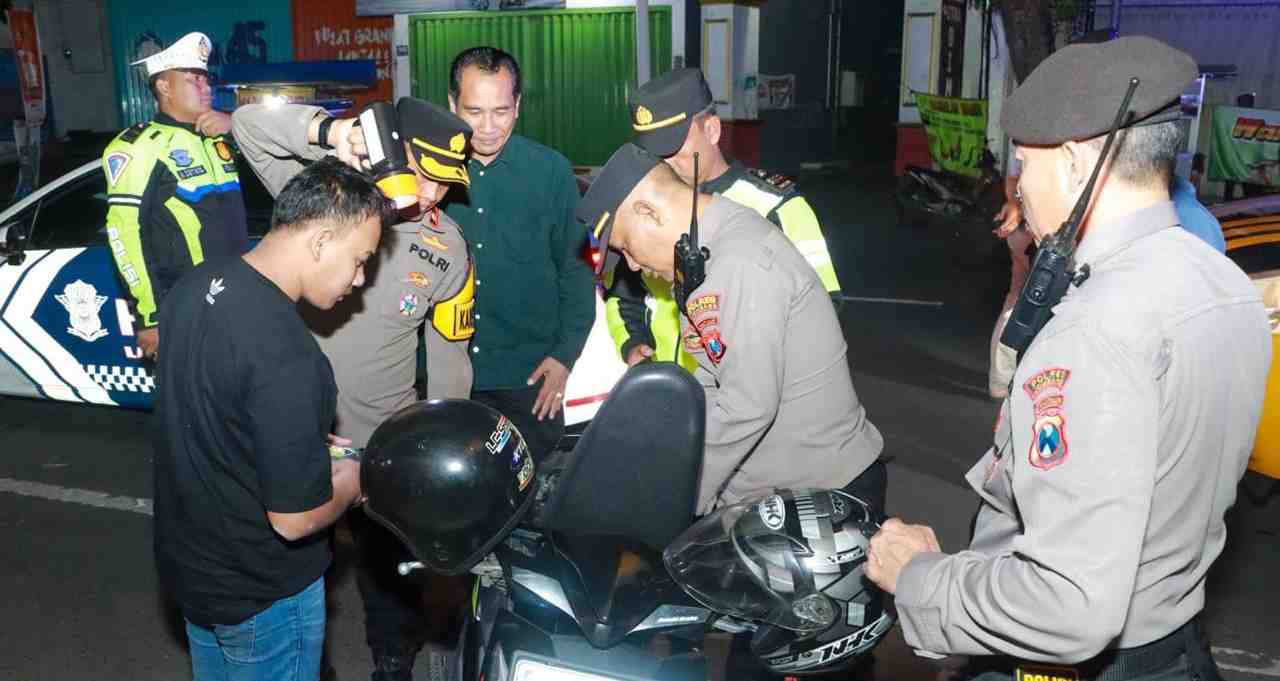 Polisi Jombang Menangkap Pemabuk dan Menyita 11 Motor di Malam 1 Suro