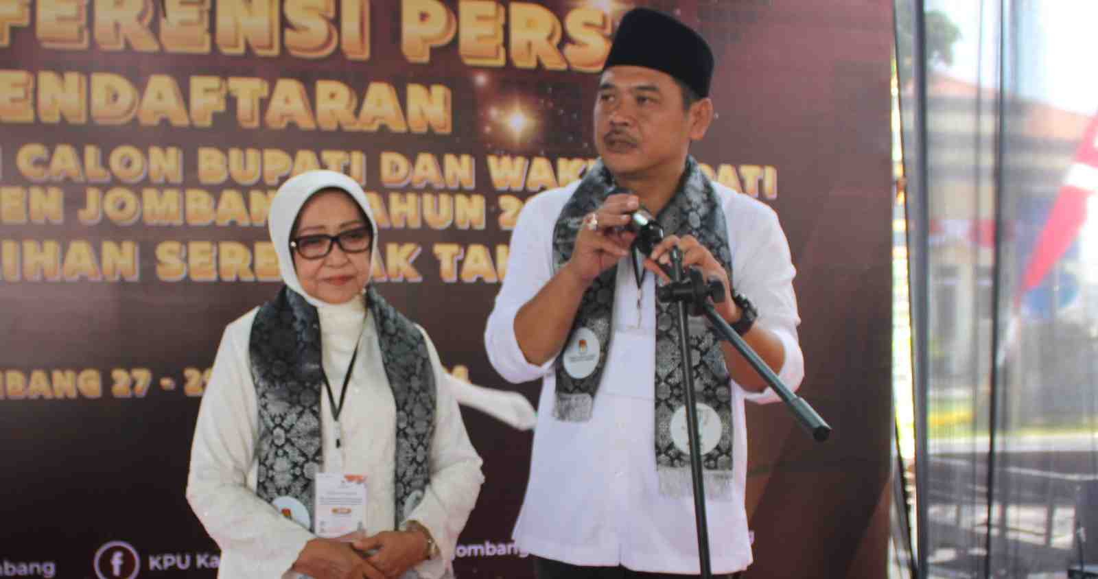 Pilkada Jombang 2024, Mundjidah-Sumrambah Tuntas Jalani Tes Kesehatan di Hari Pertama