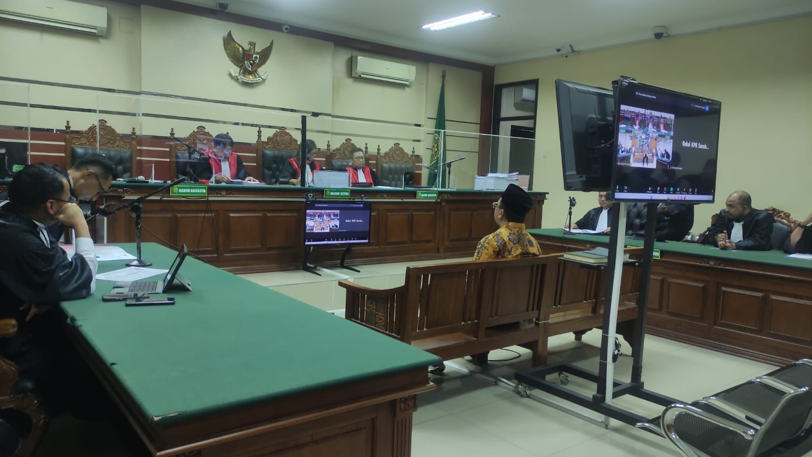 Sidang Perdana Mantan Bupati Sidoarjo Tak Ajukan Eksepsi, Siapkan 126 Saksi