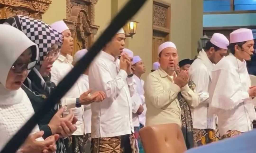 Di Pengajian Sabilu Taubah, Gus Iqdam Doakan Mundjidah Jadi Bupati Jombang Lagi