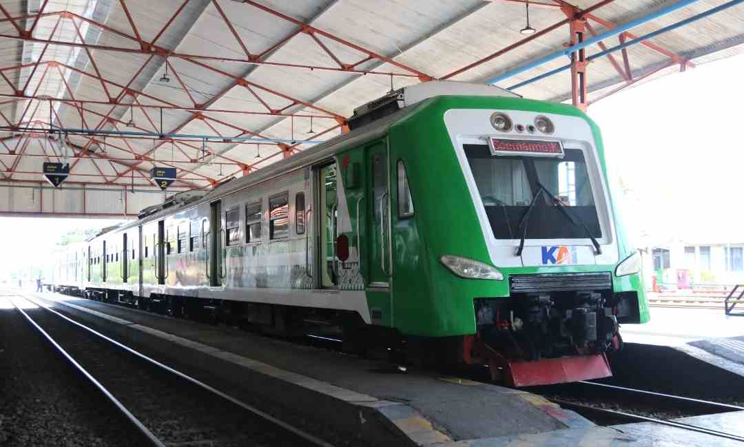 Kereta Bandara Uji Coba Stasiun Madiun-Adi Sumarmo Solo, Segini Tarifnya