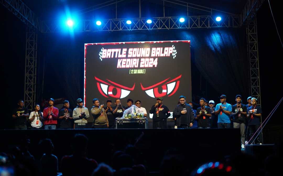 Ribuan Orang Meriahkan Aksi Battle Sound Horeg di Kediri 2024