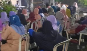 Emak-emak Satu Kampung di Jombang Doakan Mundjidah-Sumrambah Menang Pilkada 2024