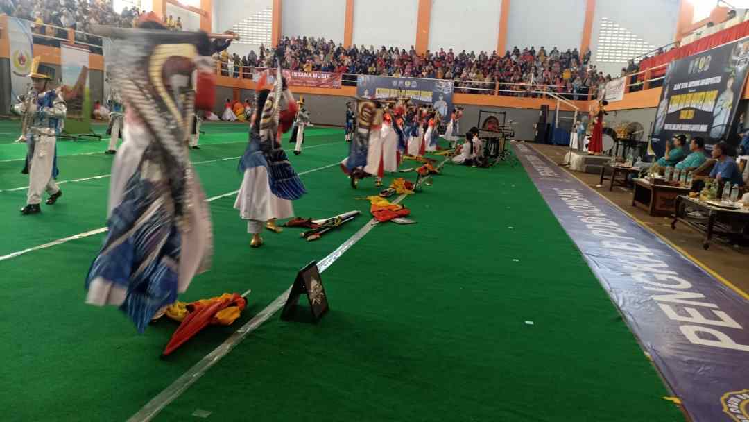 Meriah! 55 Kelompok Berkompetisi di Kejuaraan Drumband Jombang 2024