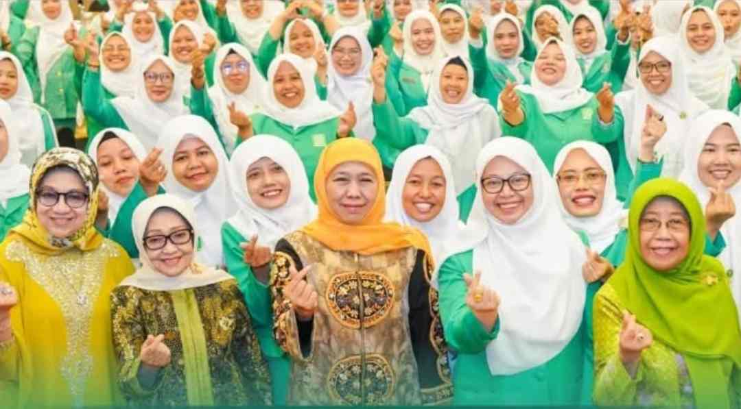 Berperan Membangun Peradaban, Fatayat NU Nobatkan Khofifah Sebagai Tokoh Inspiratif