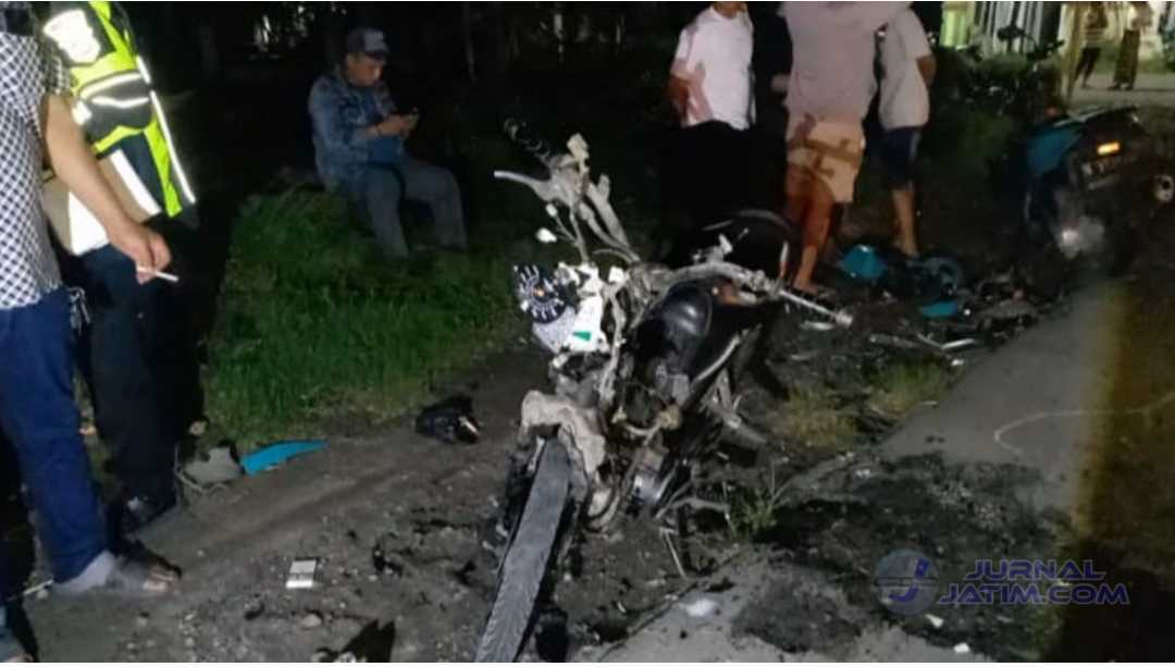 Dua Motor Adu Banteng di Jombang, 1 Tewas 2 Orang Luka Parah Bau Alkohol