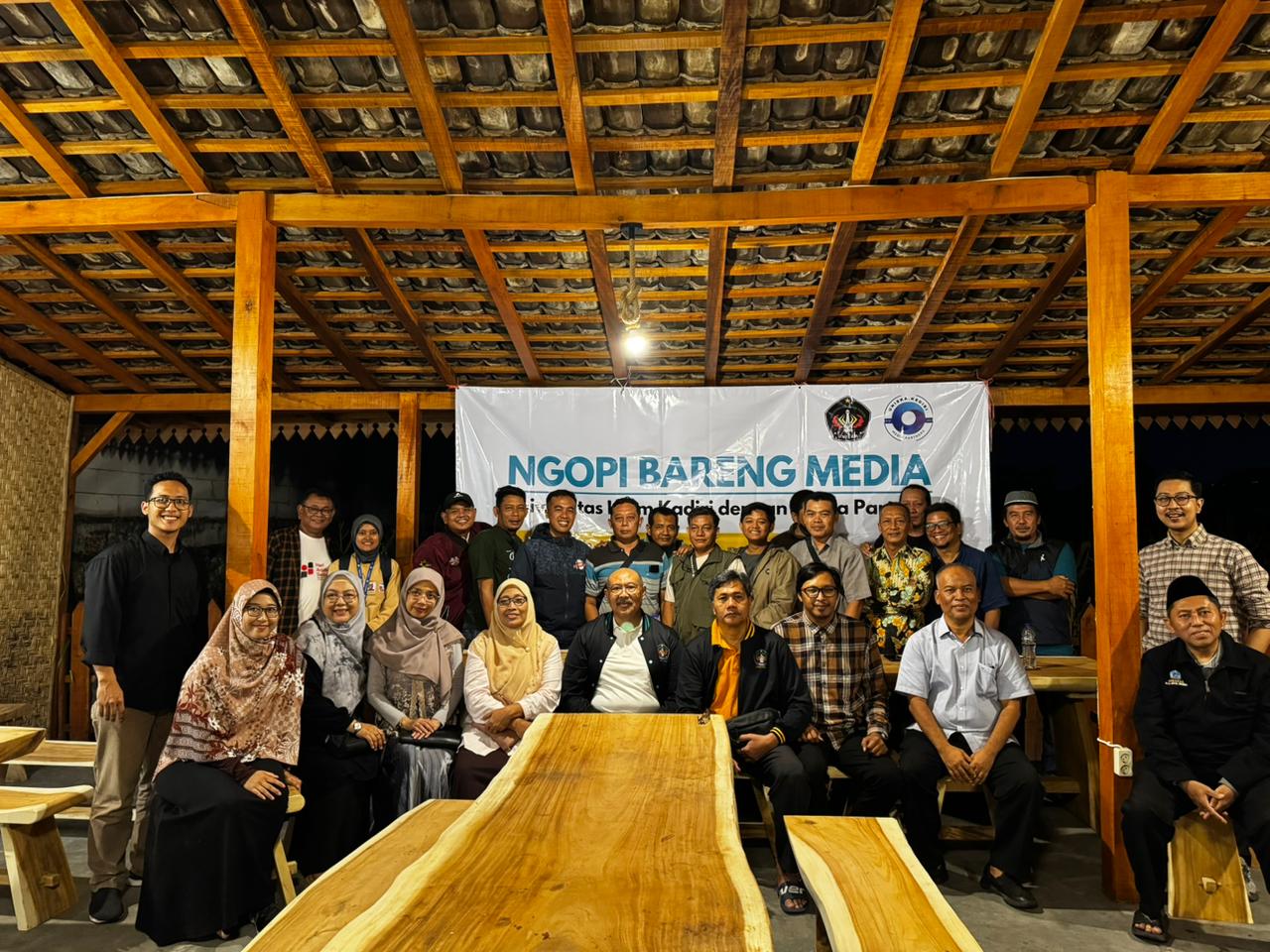 Ngopi Bareng Media, Uniska Kediri Dorong Pemberitaan Positif