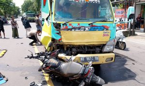 Kecelakaan Maut Motor vs Truk di Panglima Sudirman Jombang, Satu Orang Tewas