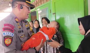 Jombang Geger! Bayi Laki-laki Umur 4 Bulan Dibuang di Warung Kosong