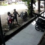 Bikin Resah Warga Jombang, Maling Motor Beraksi Siang Hari di Warung Sate Pesantren